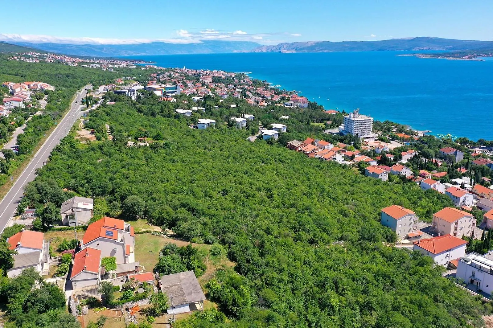 Guest house Apartments With Sea View Dramalj Croatia