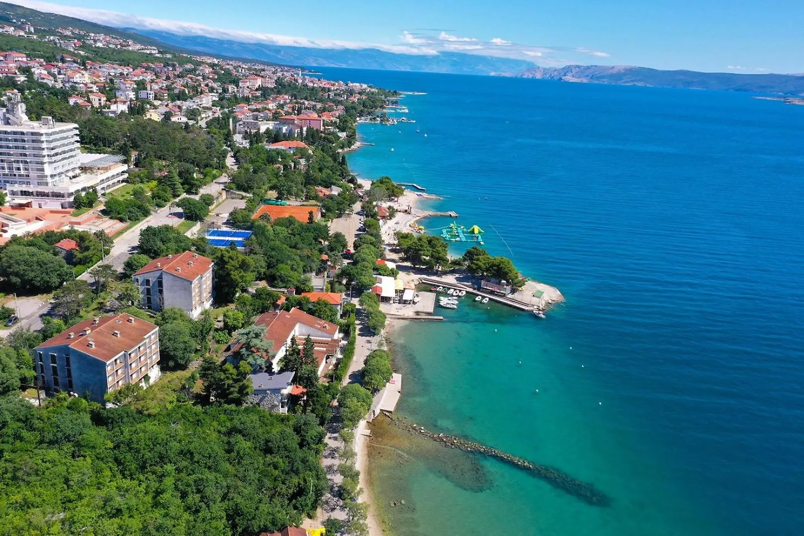 Apartments With Sea View Dramalj 0*,  Croatia